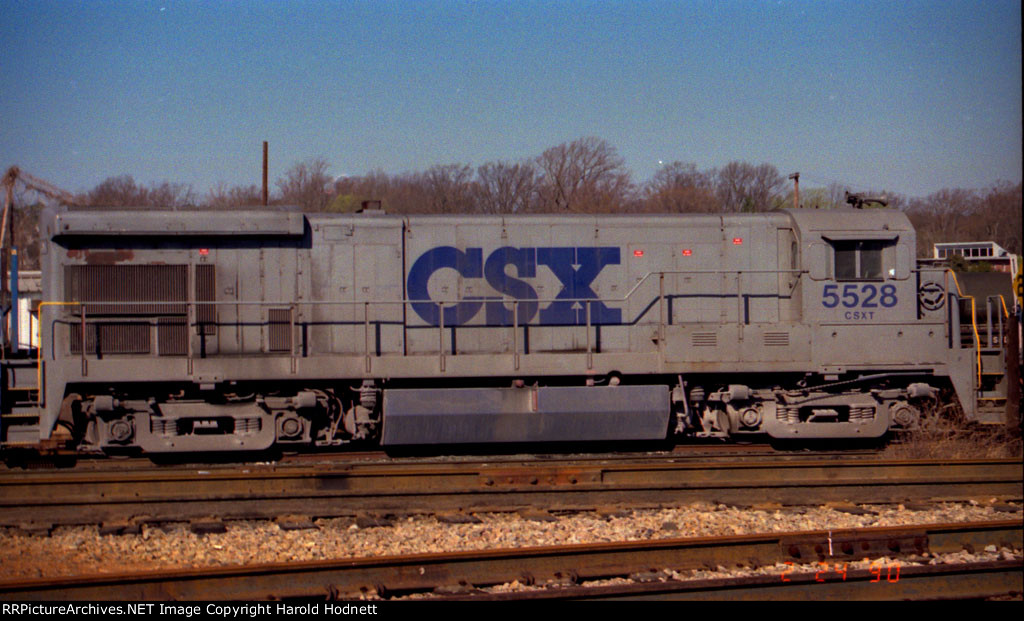 CSX 5528